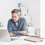 Webinar Mann shutterstock_316295534 Webinar Mann shutterstock_316295534